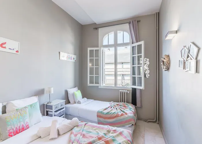 Velleda - Au Coeur De Deauville