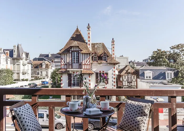 Velleda - Au Coeur De Deauville